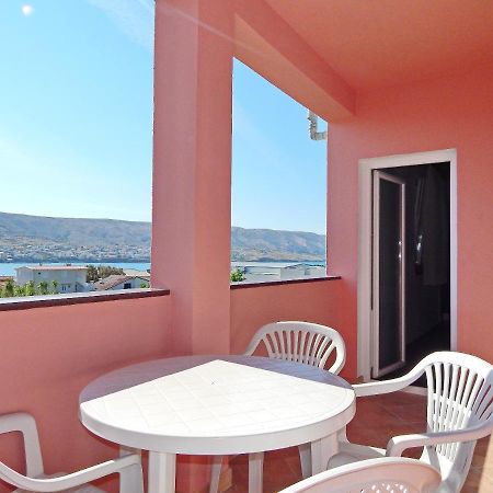 פג Apartments Luce - Family Friendly & Parking מראה חיצוני תמונה