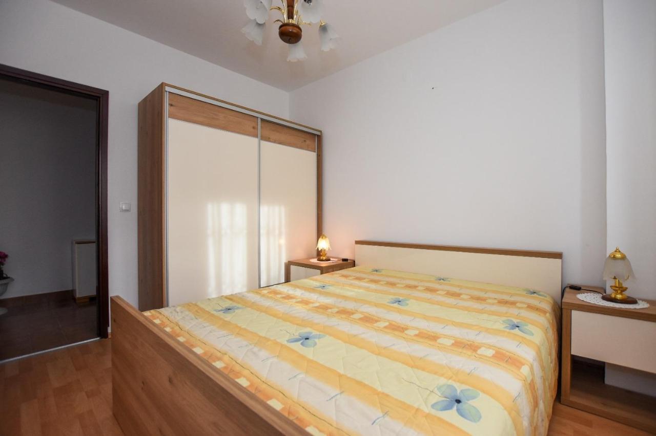 פג Apartments Luce - Family Friendly & Parking מראה חיצוני תמונה