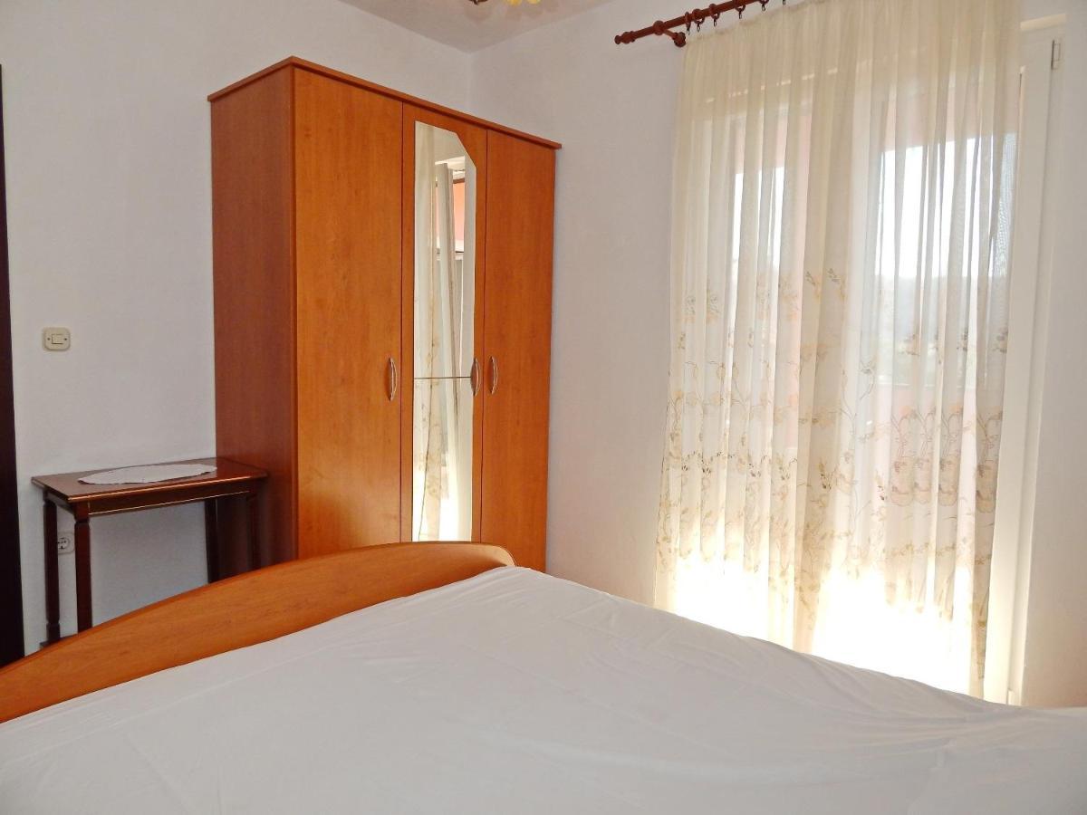 פג Apartments Luce - Family Friendly & Parking מראה חיצוני תמונה