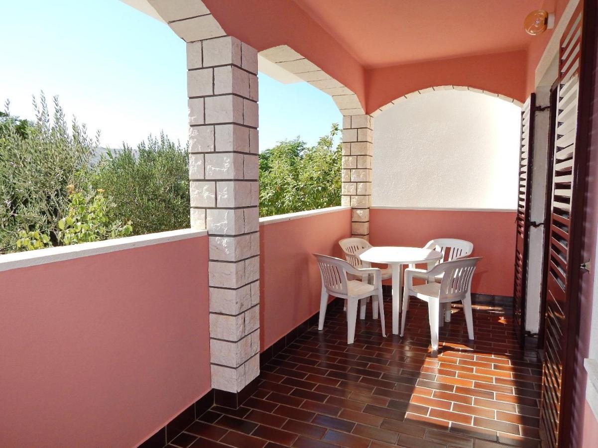 פג Apartments Luce - Family Friendly & Parking מראה חיצוני תמונה