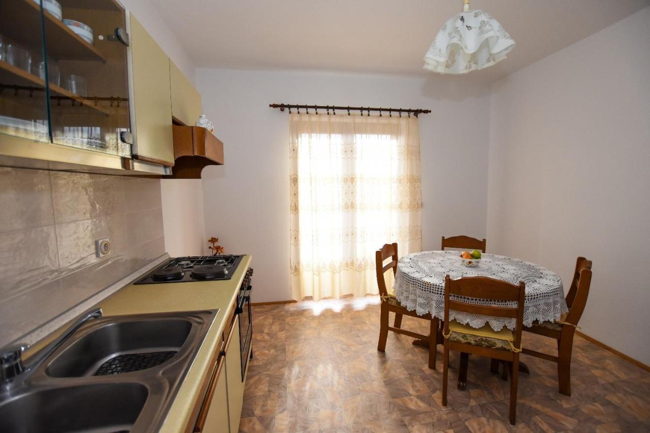 פג Apartments Luce - Family Friendly & Parking מראה חיצוני תמונה