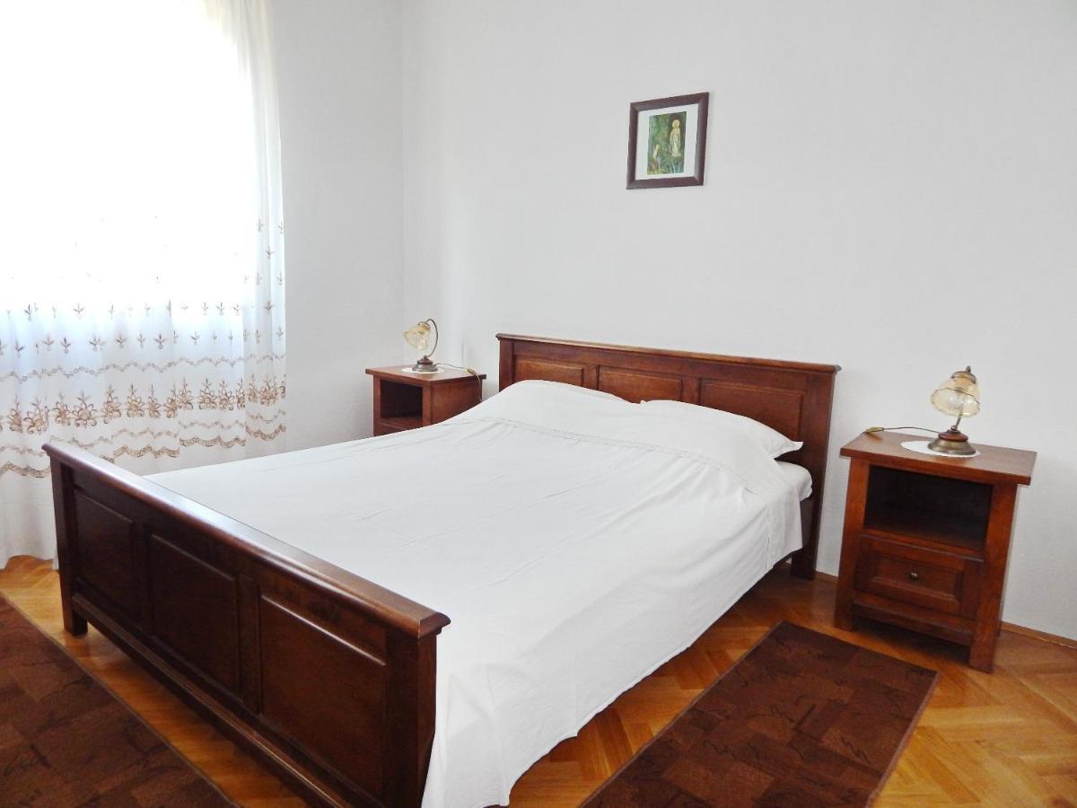 פג Apartments Luce - Family Friendly & Parking מראה חיצוני תמונה