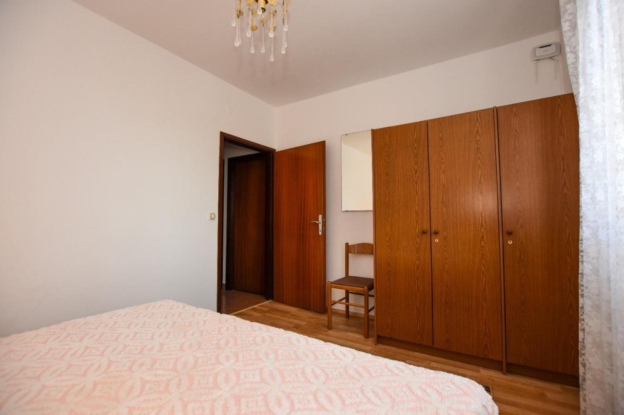 פג Apartments Luce - Family Friendly & Parking מראה חיצוני תמונה