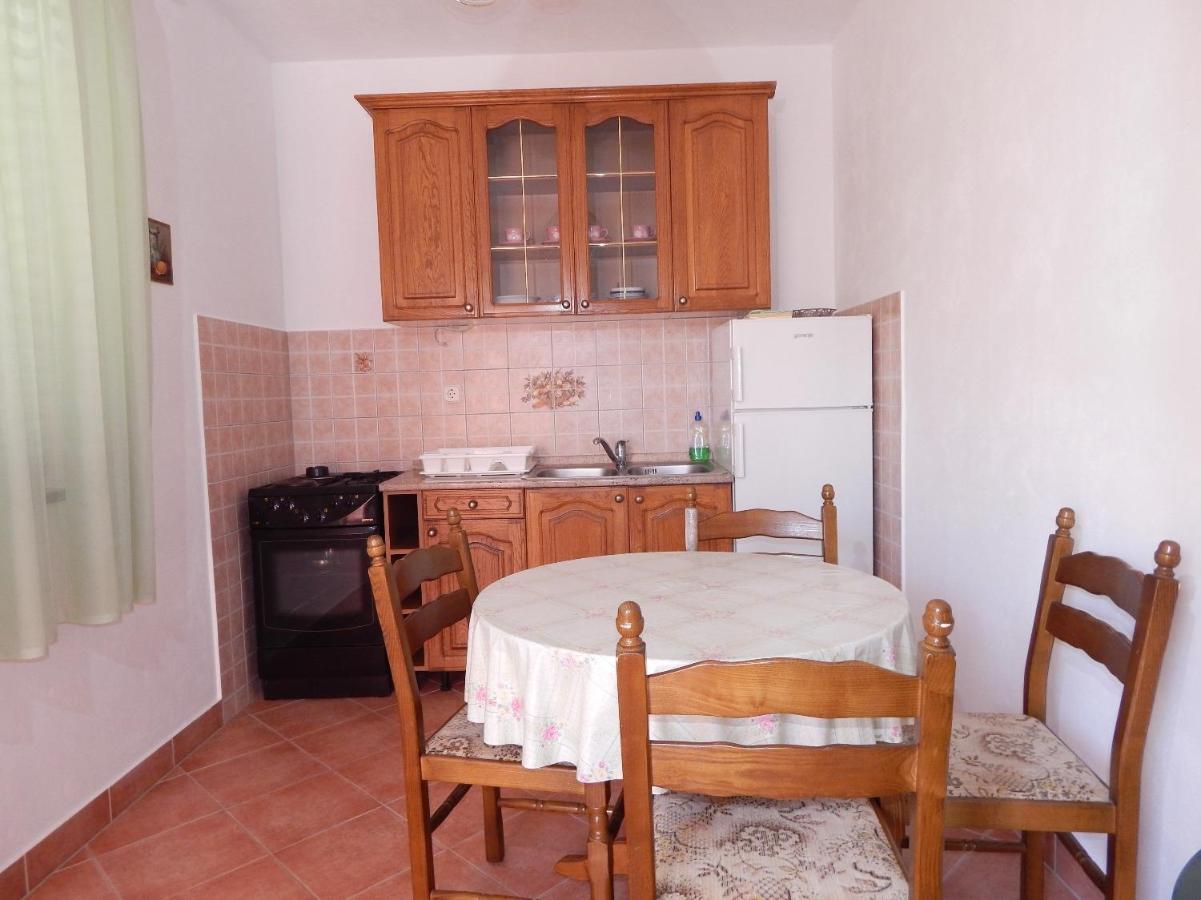 פג Apartments Luce - Family Friendly & Parking מראה חיצוני תמונה