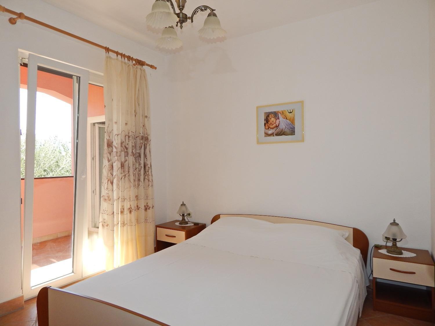 פג Apartments Luce - Family Friendly & Parking מראה חיצוני תמונה