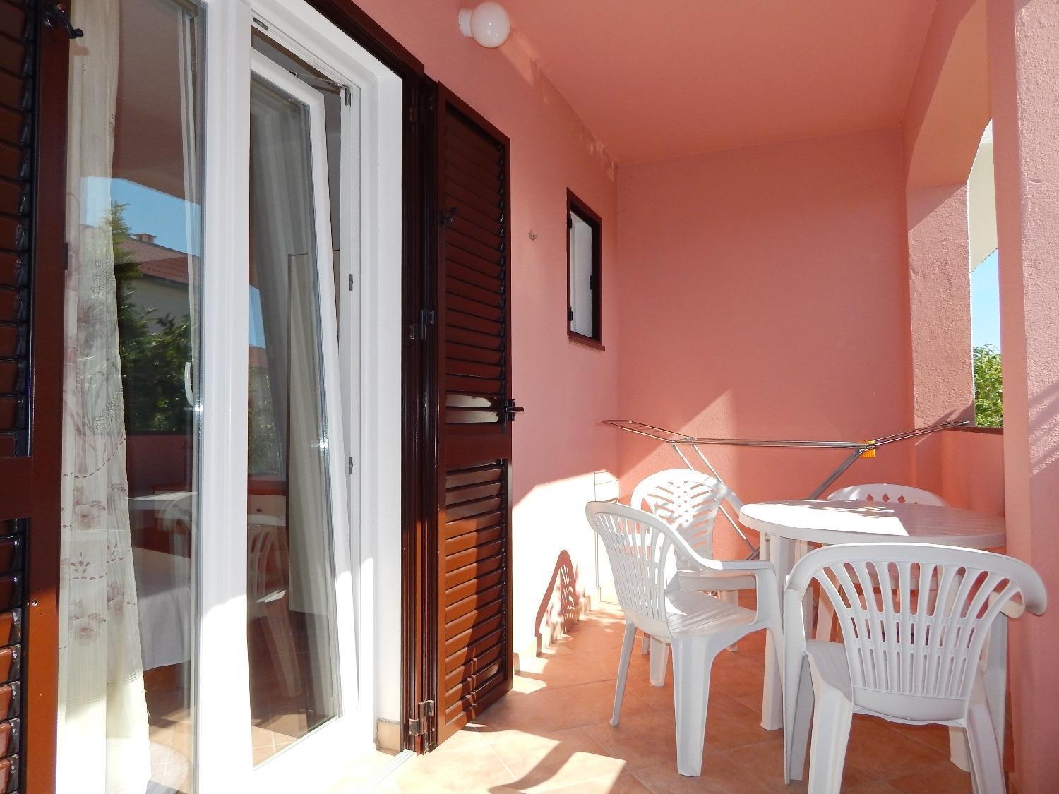 פג Apartments Luce - Family Friendly & Parking מראה חיצוני תמונה